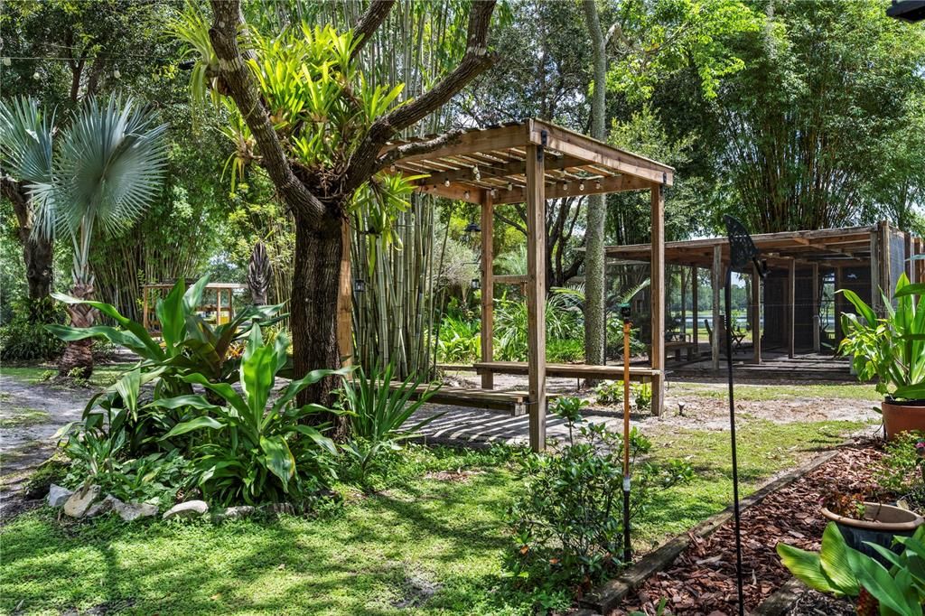 En Venta: $1,235,000 (4 camas, 2 baños, 2597 Pies cuadrados)