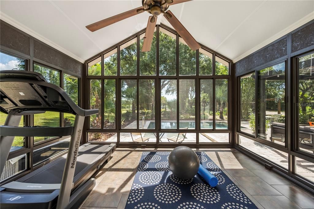 En Venta: $1,235,000 (4 camas, 2 baños, 2597 Pies cuadrados)