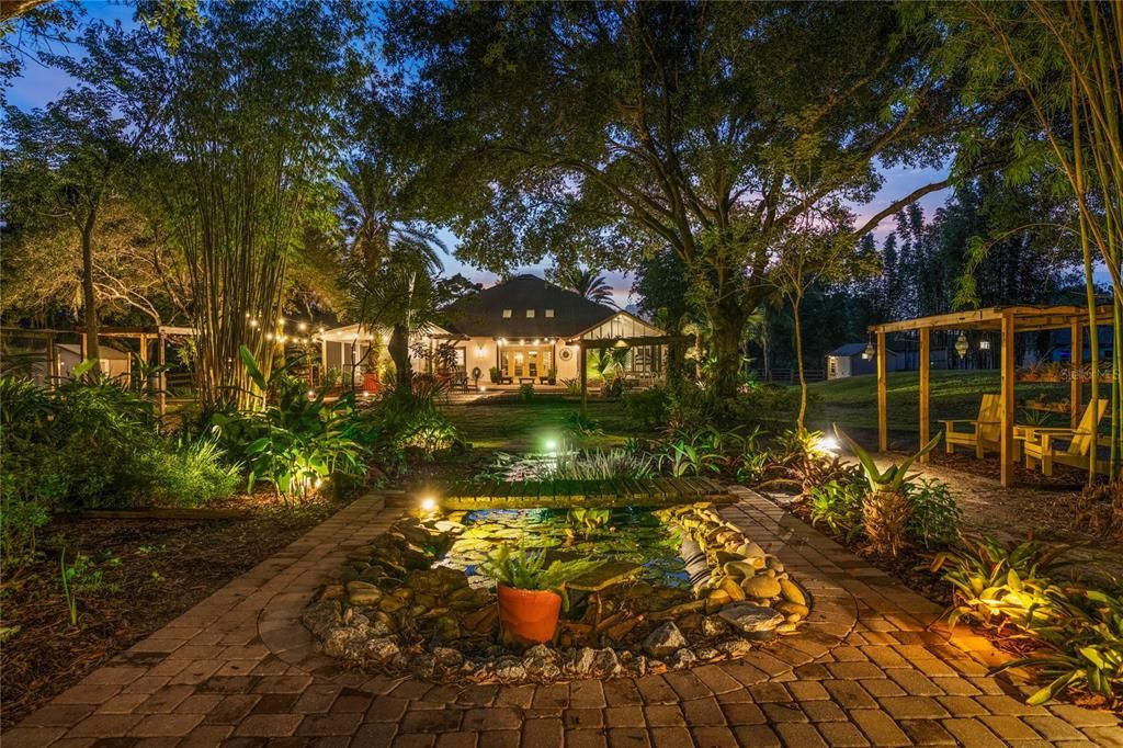 En Venta: $1,235,000 (4 camas, 2 baños, 2597 Pies cuadrados)