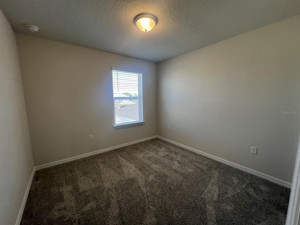 For Rent: $2,400 (3 beds, 2 baths, 1568 Square Feet)