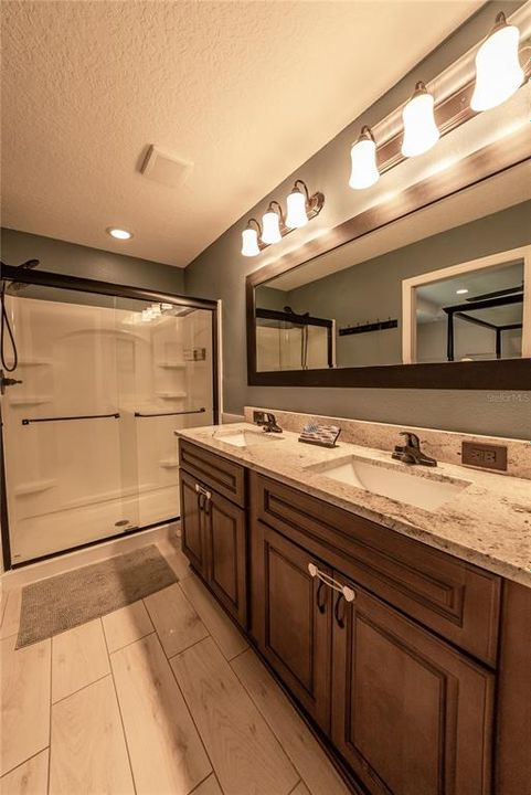 For Sale: $314,999 (3 beds, 2 baths, 1358 Square Feet)