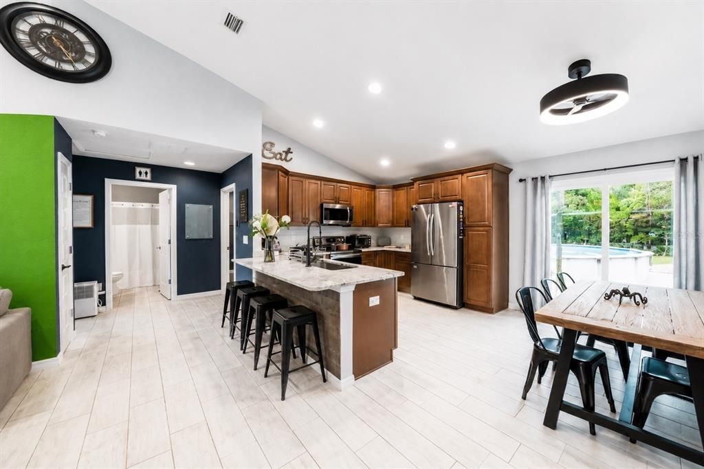 For Sale: $314,999 (3 beds, 2 baths, 1358 Square Feet)