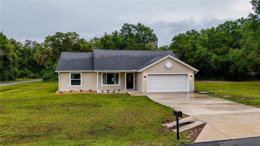 For Sale: $314,999 (3 beds, 2 baths, 1358 Square Feet)