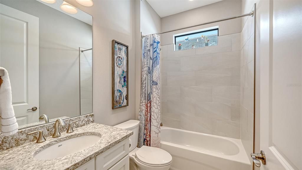 For Rent: $4,850 (2 beds, 2 baths, 1807 Square Feet)