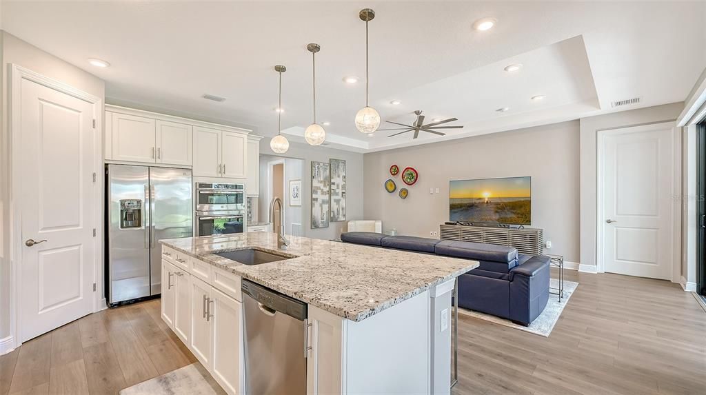 For Rent: $4,850 (2 beds, 2 baths, 1807 Square Feet)