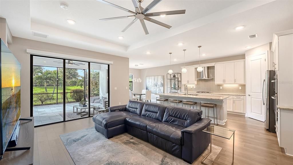 For Rent: $4,850 (2 beds, 2 baths, 1807 Square Feet)