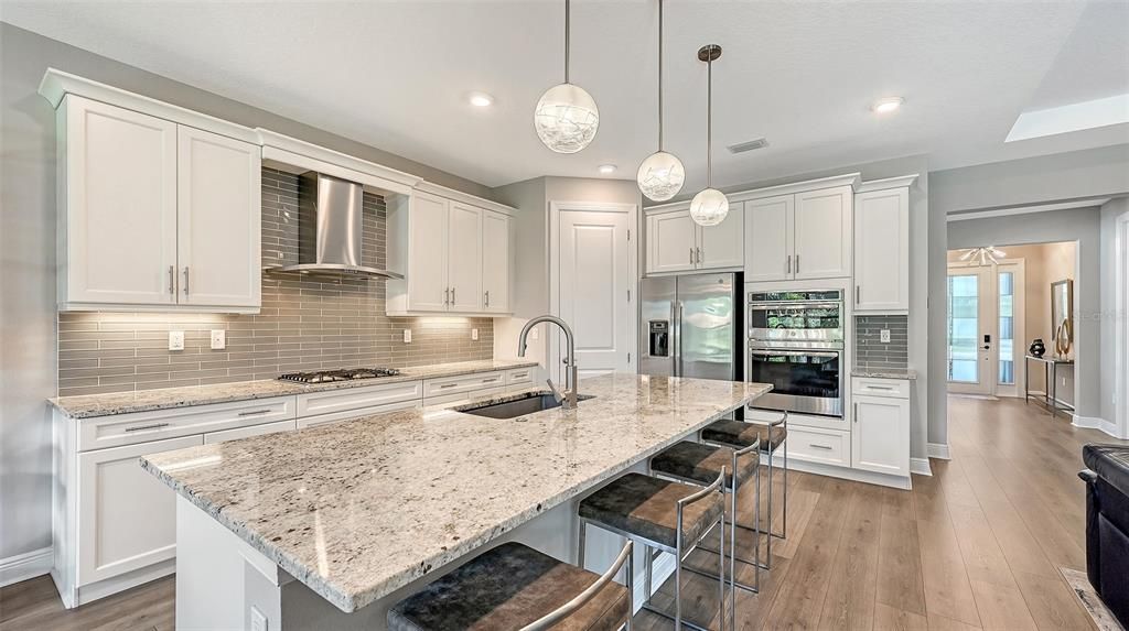 For Rent: $4,850 (2 beds, 2 baths, 1807 Square Feet)