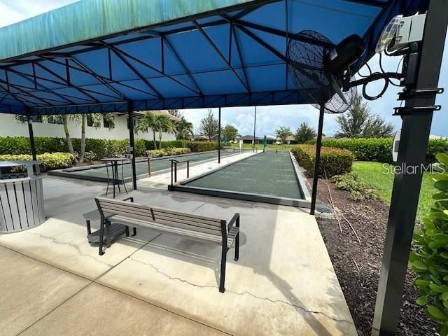 For Rent: $4,850 (2 beds, 2 baths, 1807 Square Feet)