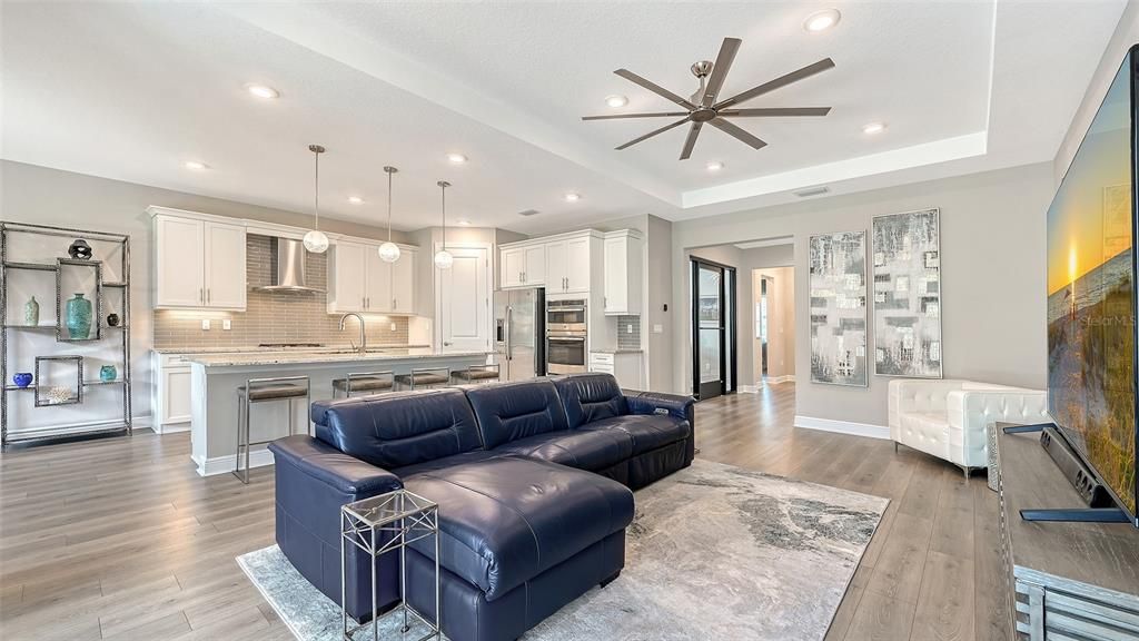 For Rent: $4,850 (2 beds, 2 baths, 1807 Square Feet)