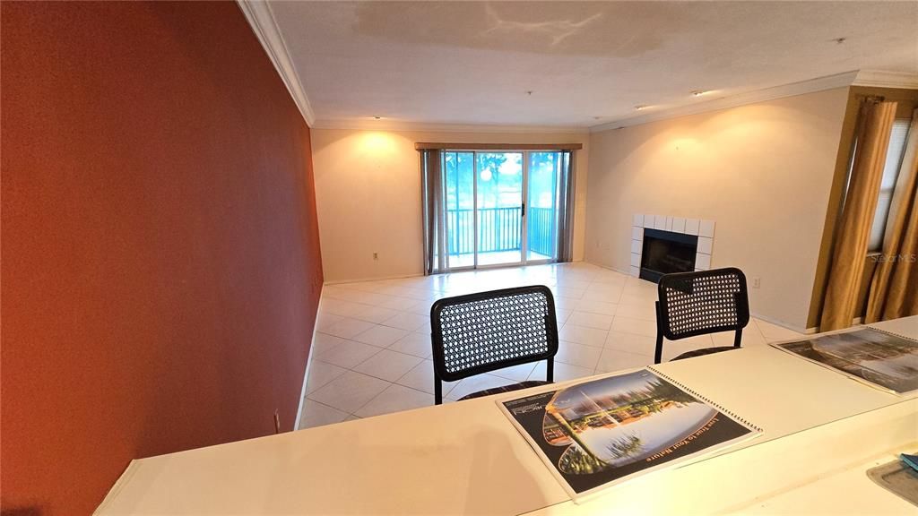 En Venta: $199,900 (2 camas, 2 baños, 1037 Pies cuadrados)