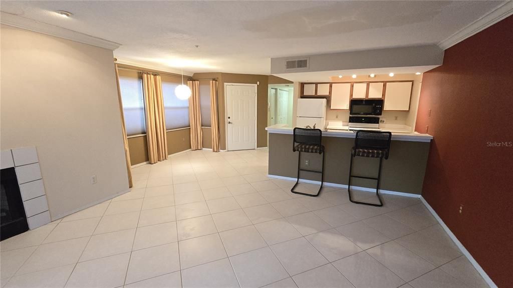 En Venta: $199,900 (2 camas, 2 baños, 1037 Pies cuadrados)
