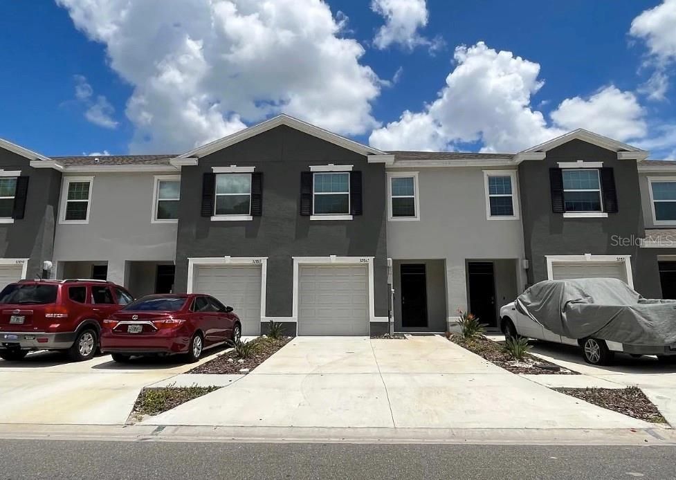 For Rent: $2,200 (3 beds, 2 baths, 1673 Square Feet)