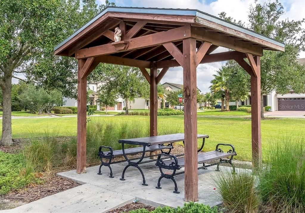 For Rent: $2,200 (3 beds, 2 baths, 1673 Square Feet)
