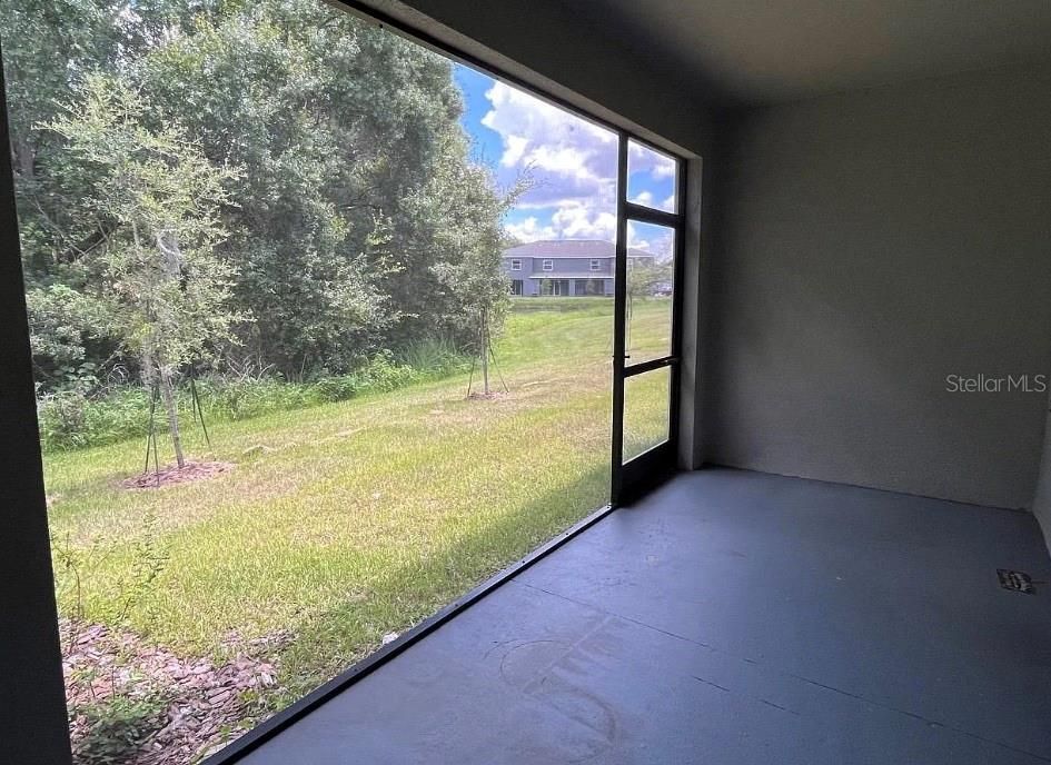 For Rent: $2,200 (3 beds, 2 baths, 1673 Square Feet)