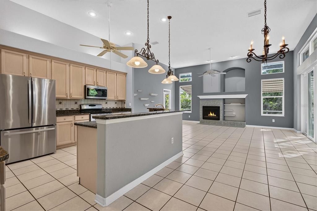For Sale: $575,000 (4 beds, 3 baths, 2381 Square Feet)