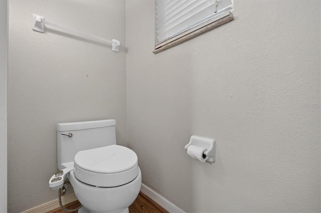 For Sale: $575,000 (4 beds, 3 baths, 2381 Square Feet)