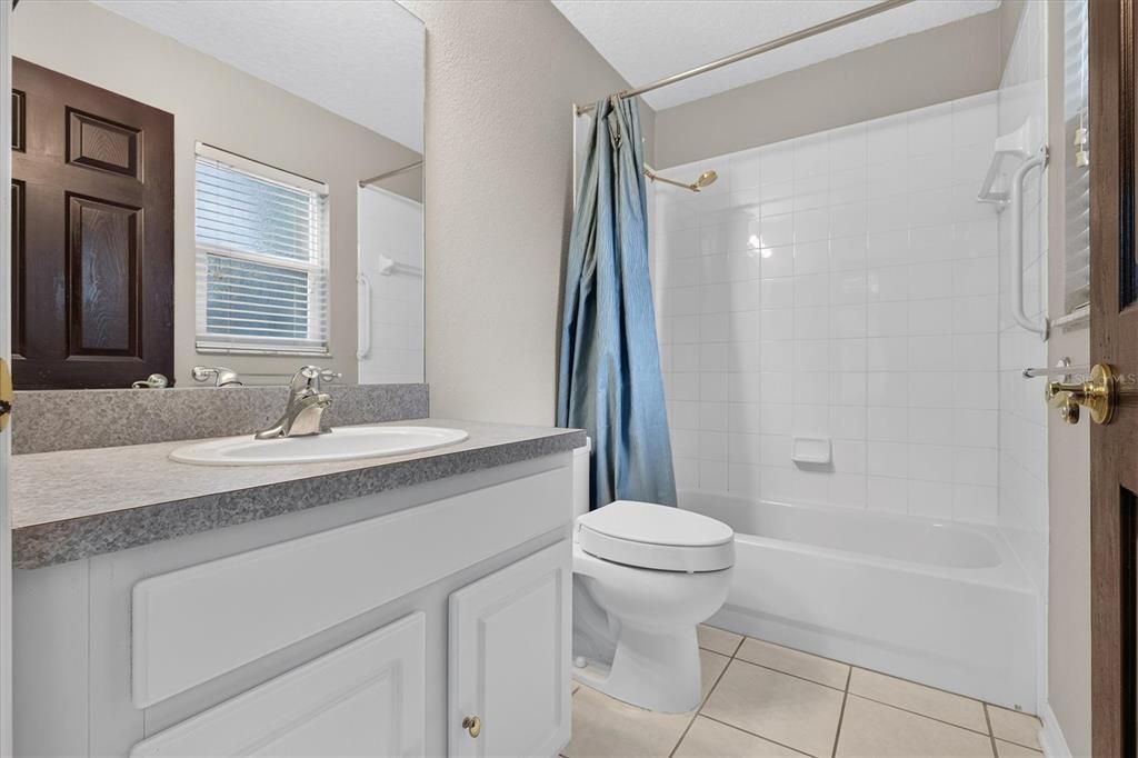 For Sale: $575,000 (4 beds, 3 baths, 2381 Square Feet)