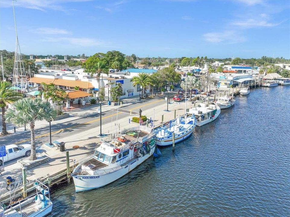 For Sale: $575,000 (4 beds, 3 baths, 2381 Square Feet)
