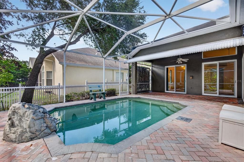 For Sale: $575,000 (4 beds, 3 baths, 2381 Square Feet)