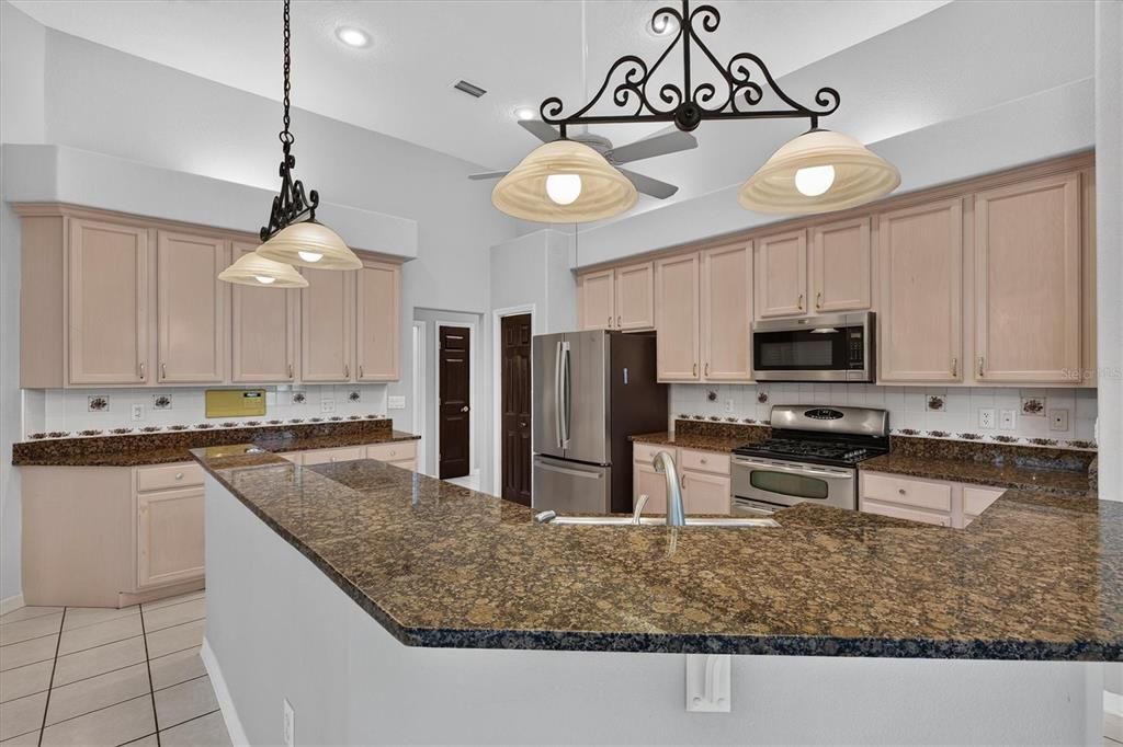For Sale: $575,000 (4 beds, 3 baths, 2381 Square Feet)