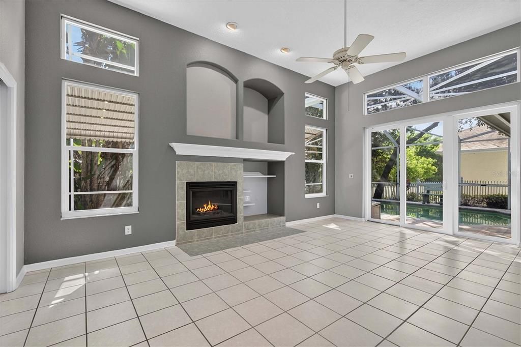 For Sale: $575,000 (4 beds, 3 baths, 2381 Square Feet)