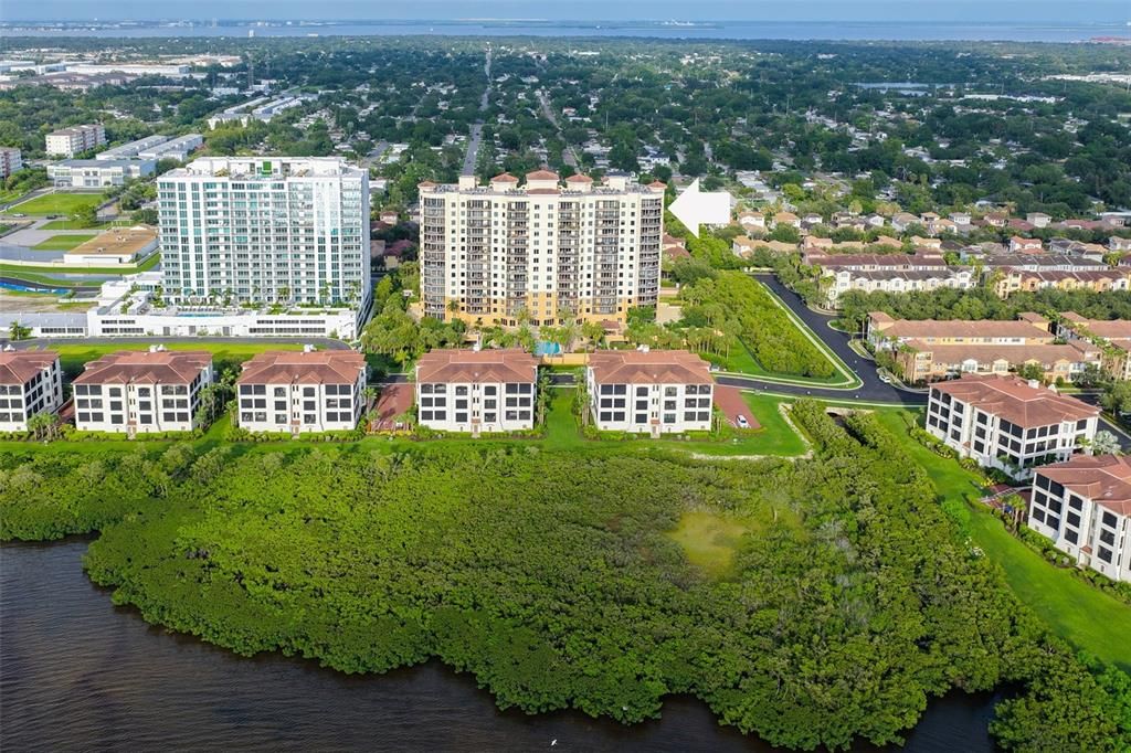 На продажу: $1,700,000 (3 спален, 3 ванн, 2555 Квадратных фут)