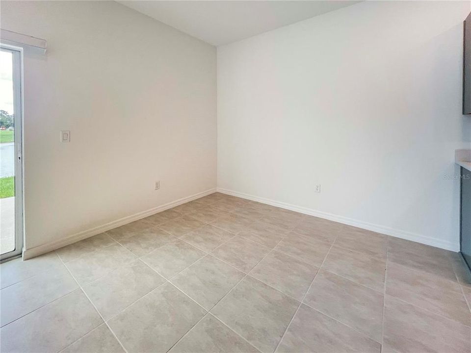 For Rent: $2,195 (3 beds, 2 baths, 1373 Square Feet)