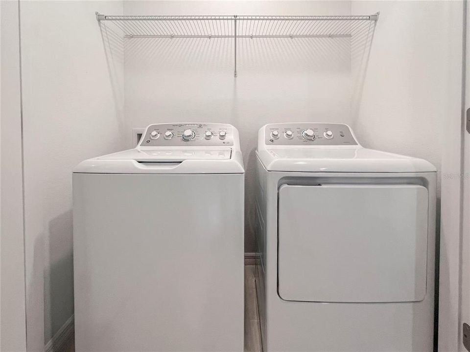For Rent: $2,195 (3 beds, 2 baths, 1373 Square Feet)