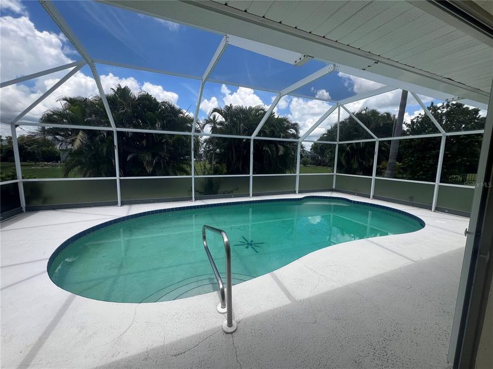 For Rent: $2,150 (3 beds, 2 baths, 1522 Square Feet)
