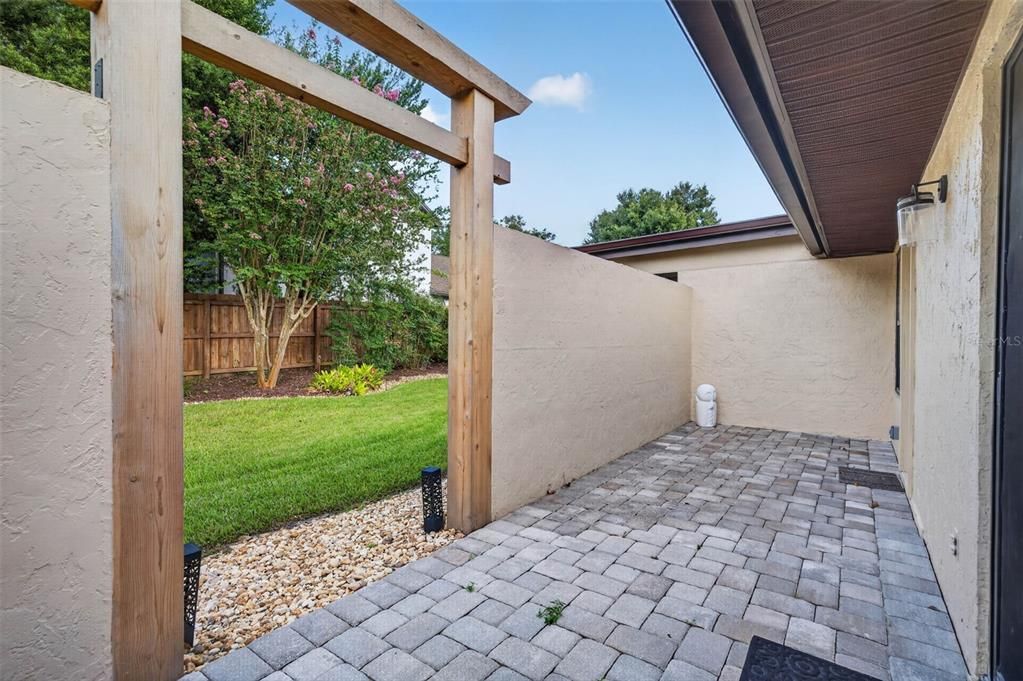 For Sale: $979,000 (4 beds, 3 baths, 2931 Square Feet)