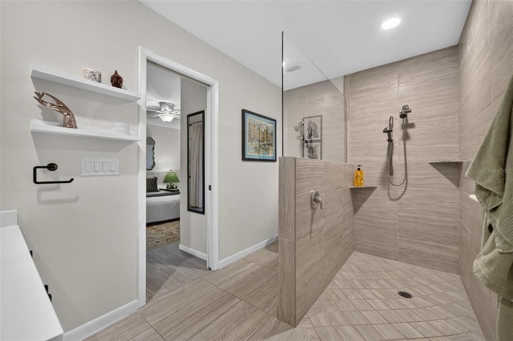 For Sale: $979,000 (4 beds, 3 baths, 2931 Square Feet)
