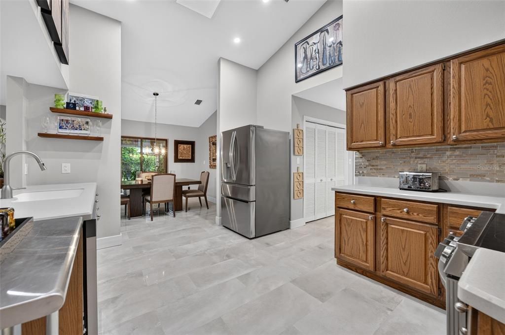 For Sale: $979,000 (4 beds, 3 baths, 2931 Square Feet)