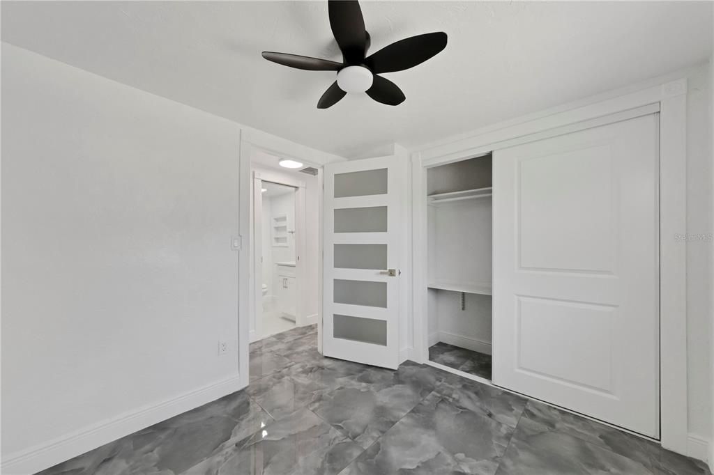 For Sale: $399,000 (3 beds, 2 baths, 1271 Square Feet)