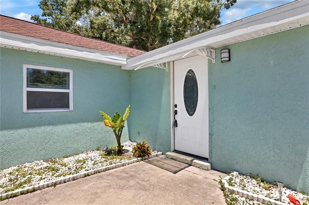 For Sale: $399,000 (3 beds, 2 baths, 1271 Square Feet)