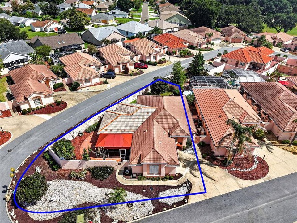En Venta: $450,000 (2 camas, 3 baños, 2138 Pies cuadrados)
