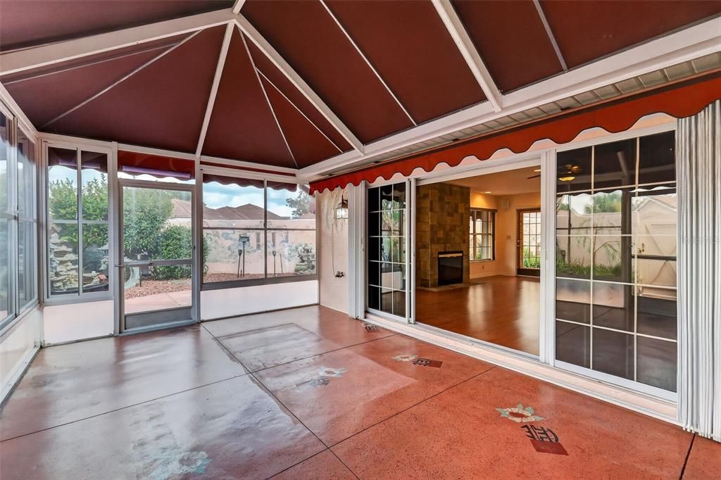 En Venta: $450,000 (2 camas, 3 baños, 2138 Pies cuadrados)