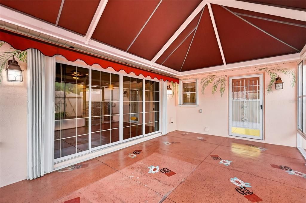 En Venta: $450,000 (2 camas, 3 baños, 2138 Pies cuadrados)