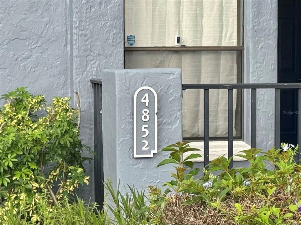For Rent: $1,800 (2 beds, 2 baths, 934 Square Feet)