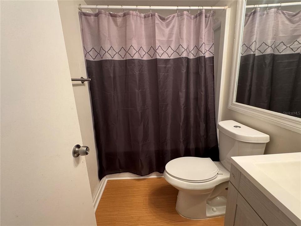 For Rent: $1,800 (2 beds, 2 baths, 934 Square Feet)