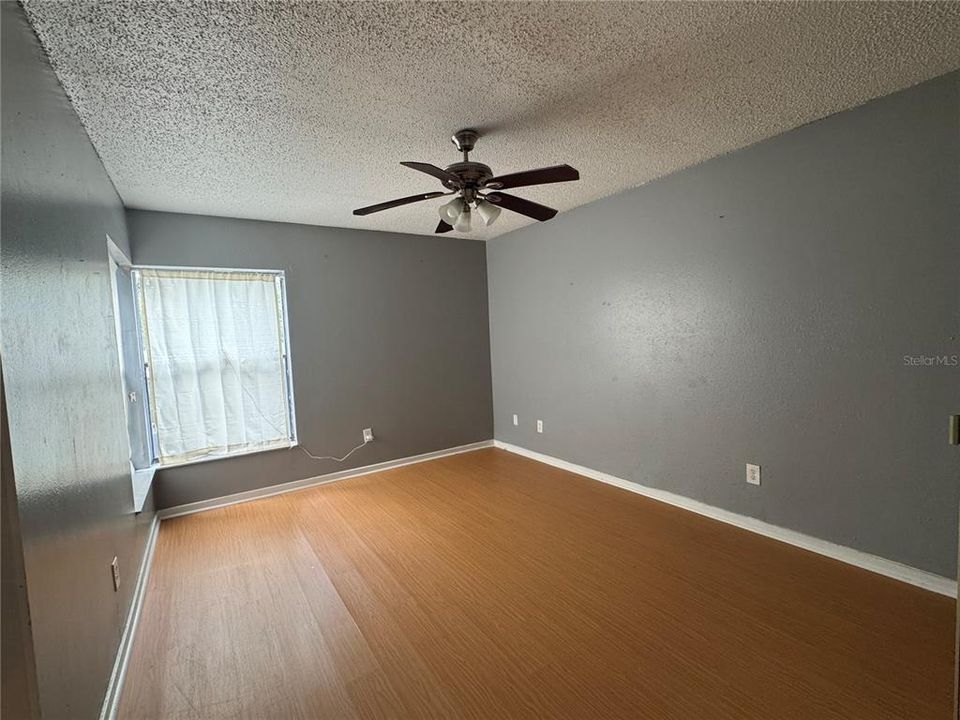 For Rent: $1,800 (2 beds, 2 baths, 934 Square Feet)