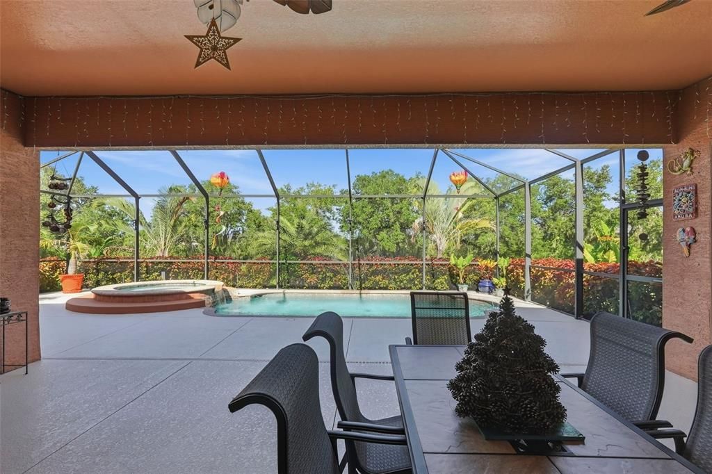 For Sale: $749,000 (4 beds, 3 baths, 2842 Square Feet)