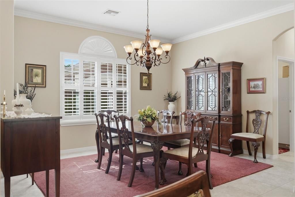 For Sale: $749,000 (4 beds, 3 baths, 2842 Square Feet)