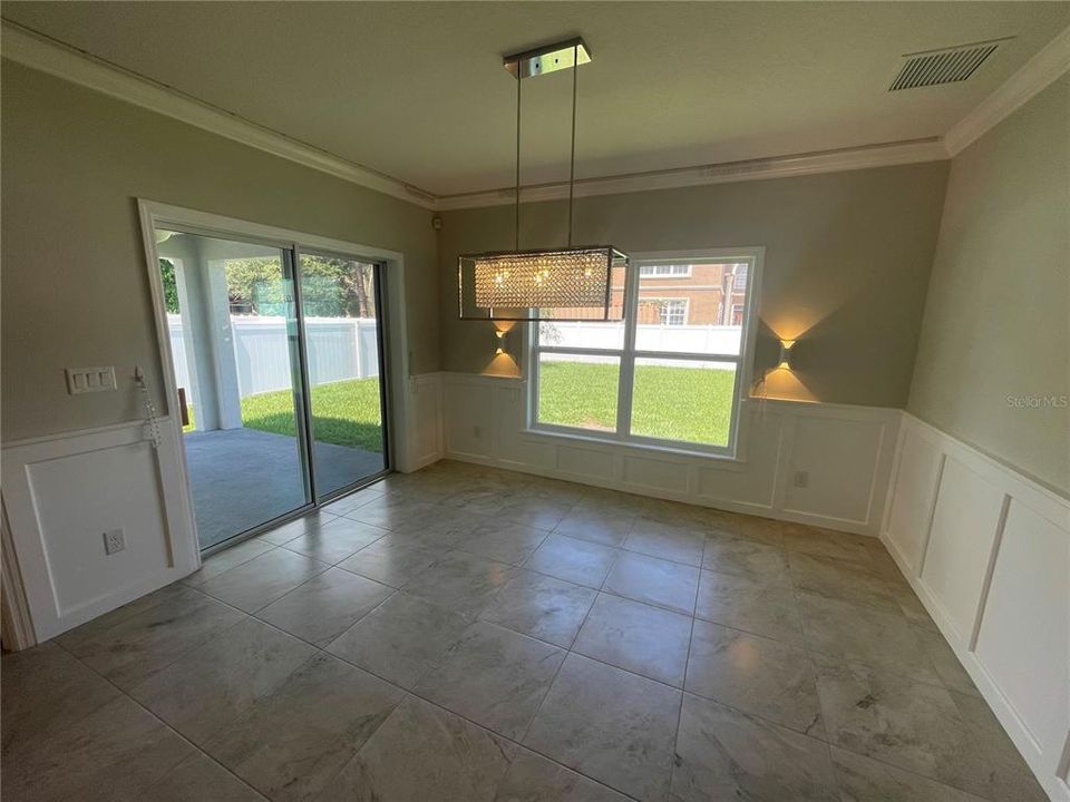 For Rent: $2,900 (4 beds, 2 baths, 1848 Square Feet)