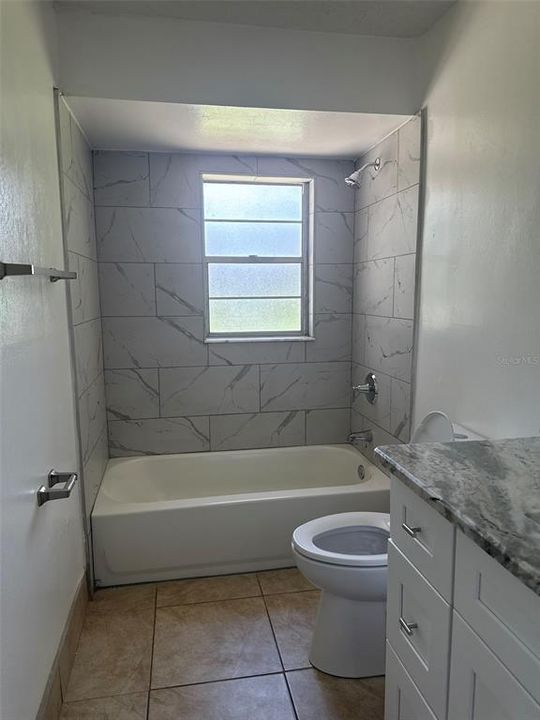 For Rent: $1,550 (3 beds, 2 baths, 1300 Square Feet)