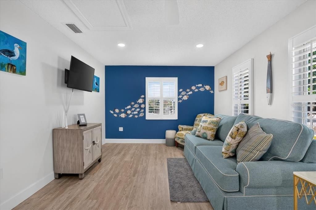 For Sale: $1,150,000 (3 beds, 2 baths, 1838 Square Feet)