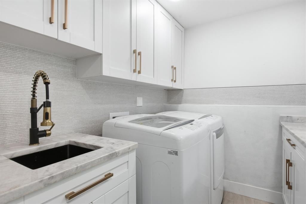For Rent: $3,000 (3 beds, 2 baths, 1331 Square Feet)