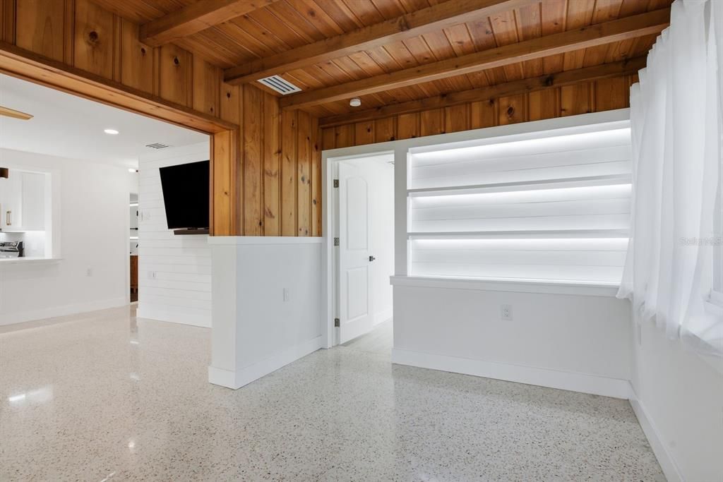 For Rent: $3,000 (3 beds, 2 baths, 1331 Square Feet)