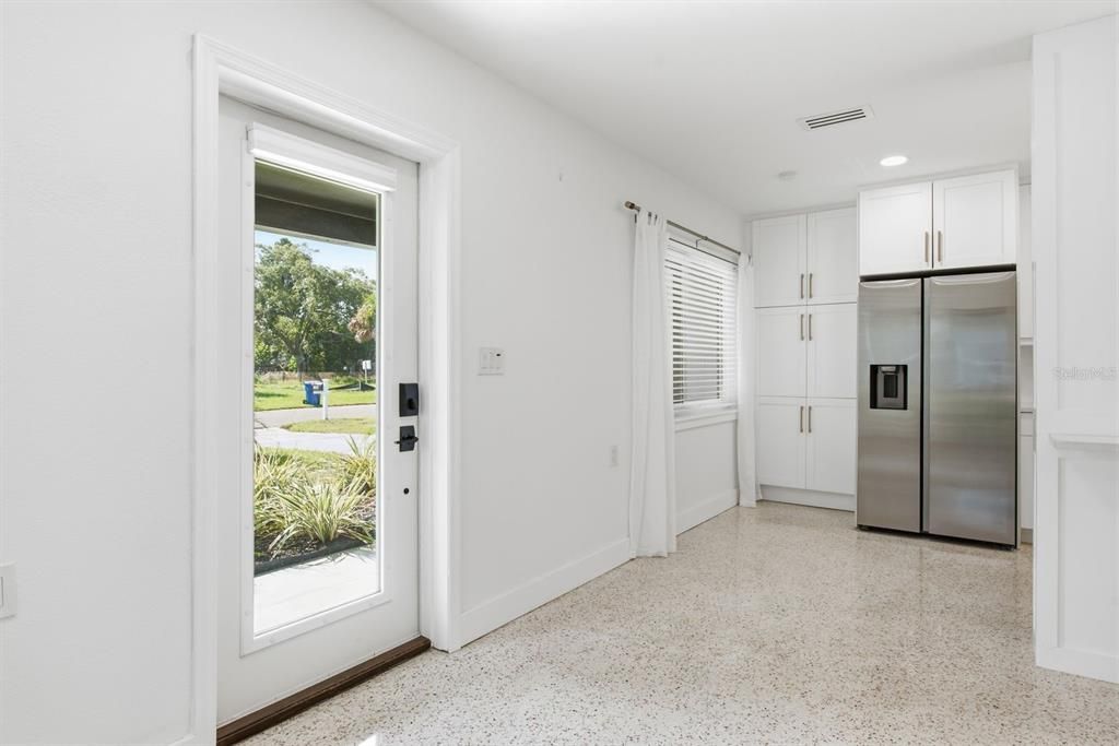 For Rent: $3,000 (3 beds, 2 baths, 1331 Square Feet)