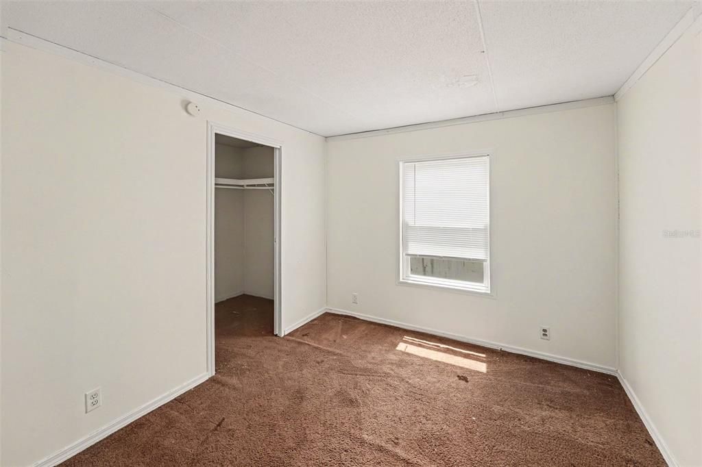 For Sale: $125,000 (3 beds, 2 baths, 1104 Square Feet)