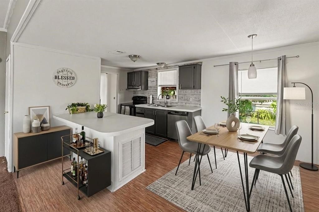 For Sale: $125,000 (3 beds, 2 baths, 1104 Square Feet)